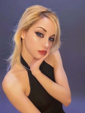 Full leaked Kitty aliice private onlyfans photo