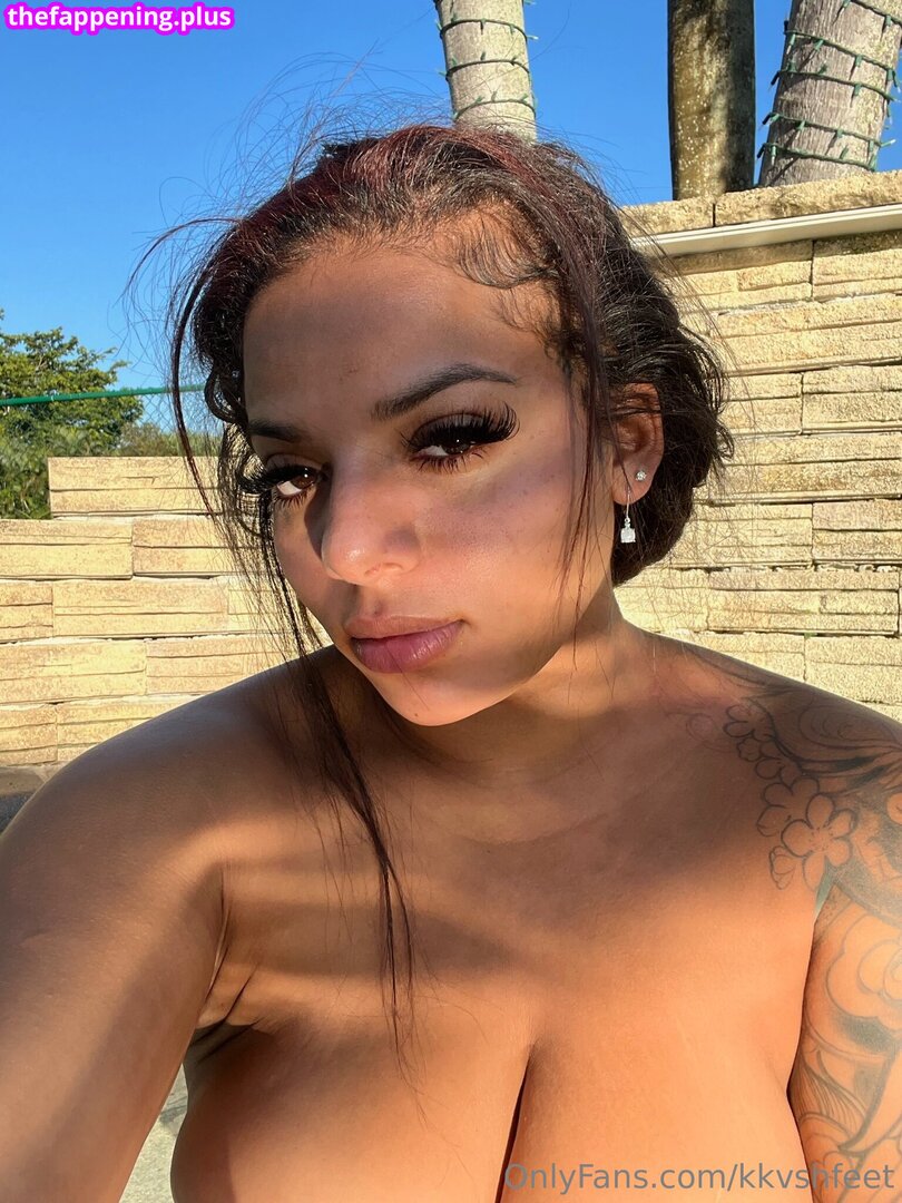 kkvsh / kkvshfeet 누드 OnlyFans 사진 #16