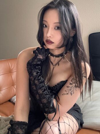 Full leaked Zishy / private onlyfans photo