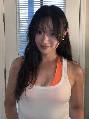 Full leaked Isla fisher/ private onlyfans photo
