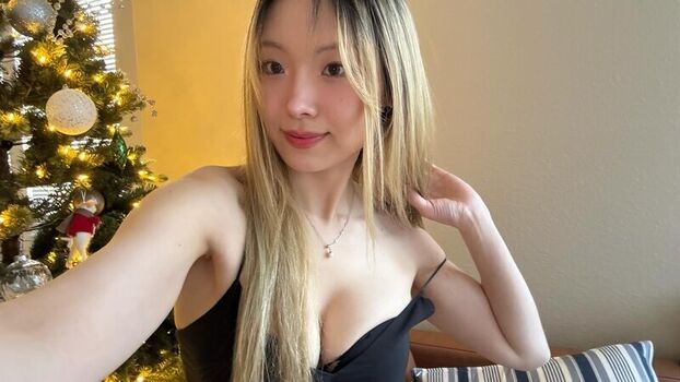 Full leaked Katieslilwrld / private onlyfans photo