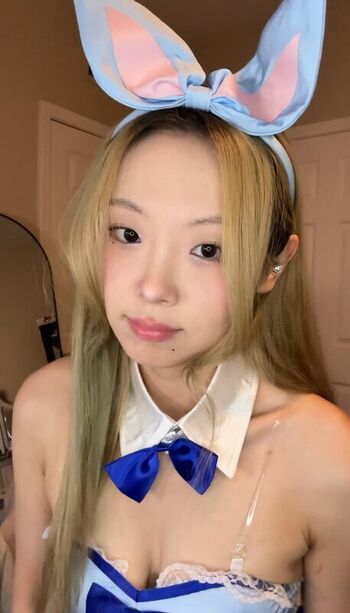 Full leaked Poppy cox/ private onlyfans photo