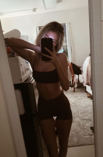 krystinh_
