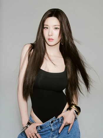 Kwon Eunbi