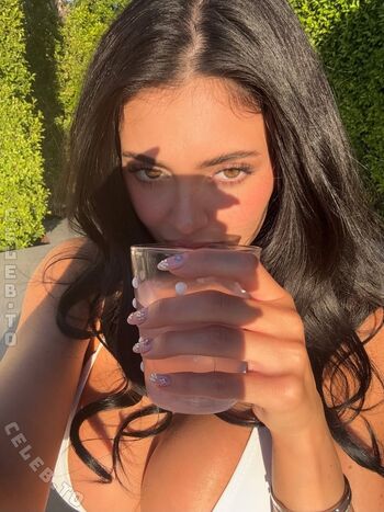 Full leaked Kylie jenner  page private onlyfans photo