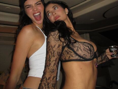 Full leaked Kylie jenner  page private onlyfans photo