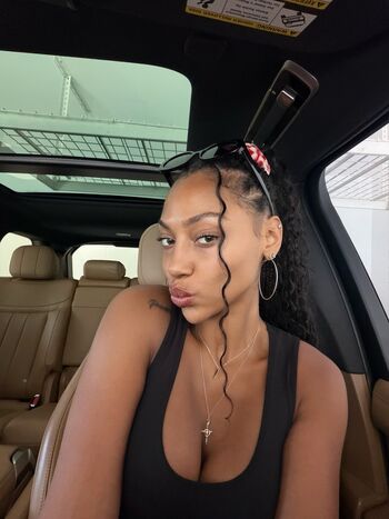 Full leaked Kysre rae gondrezick page private onlyfans photo