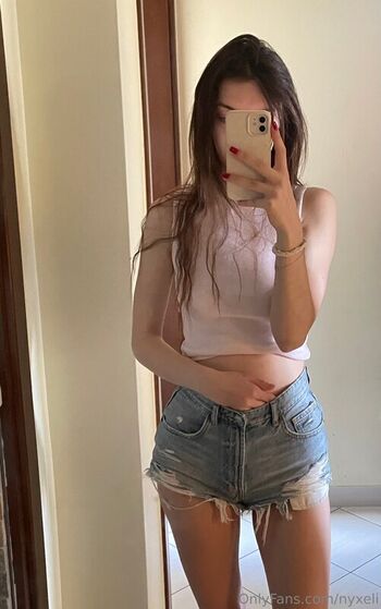 Full leaked Godkalii/ private onlyfans photo