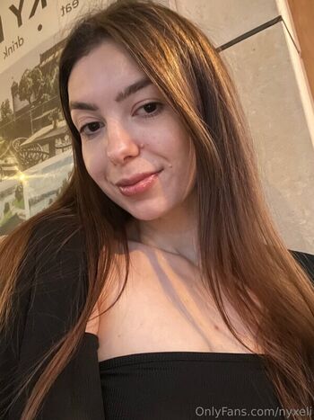 Full leaked Hareniks/ private onlyfans photo