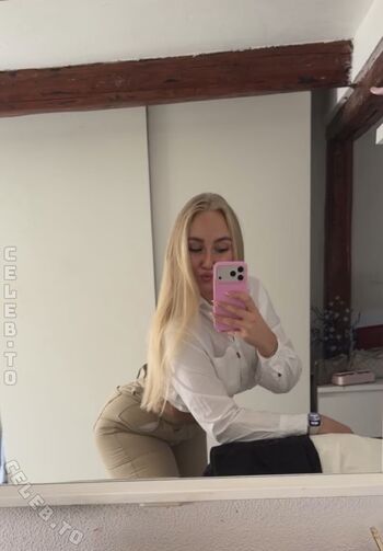 Full leaked Lara charlottee private onlyfans photo