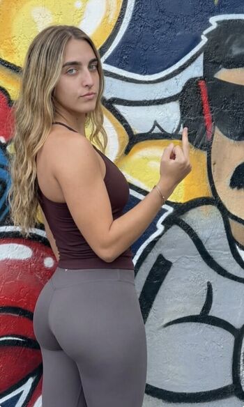laramonroe18