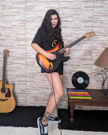 Larissa Liveir