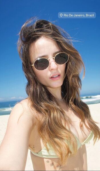 Larissa Manoela