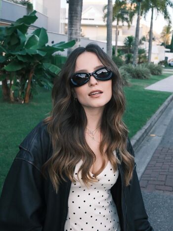 Larissa Manoela