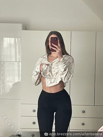 Larissaxra