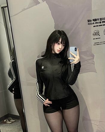 Full leaked Latulip private onlyfans photo