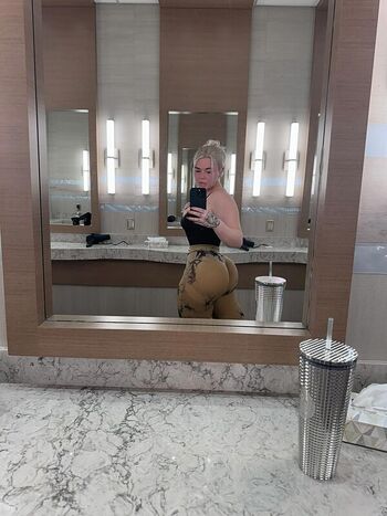 Laughlyn Tomassi