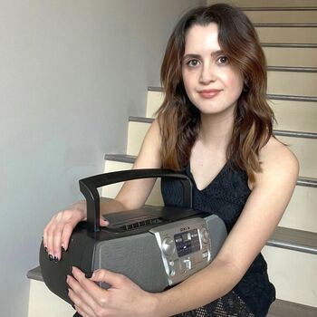 Full leaked Laura marano page private onlyfans photo