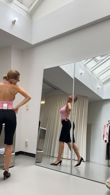 Full leaked Laura oganessian private onlyfans photo