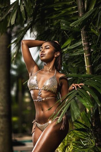 Full leaked Laura patricia chandran page private onlyfans photo