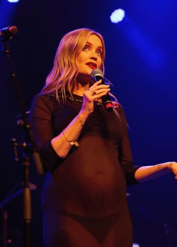 Laura Whitmore