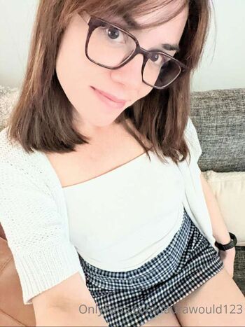 Laura Wood