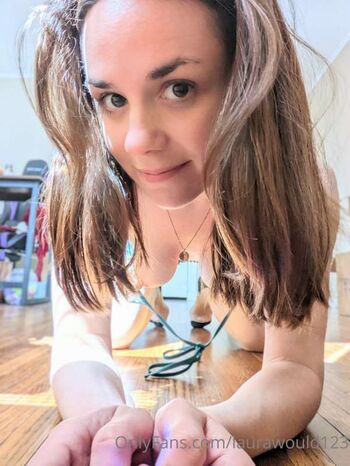 Laura Wood