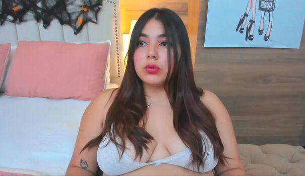 laurenncurvy