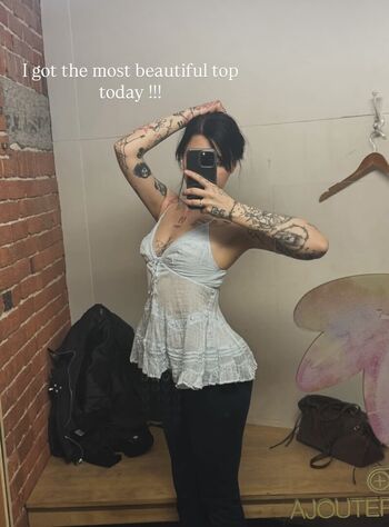 Full leaked Laurinchhhe private onlyfans photo