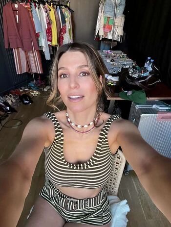 Full leaked Laury thilleman private onlyfans photo