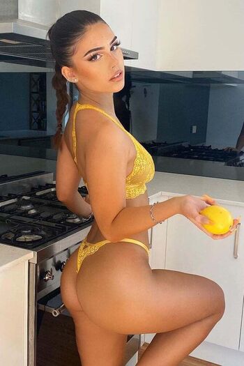 Leah Halton