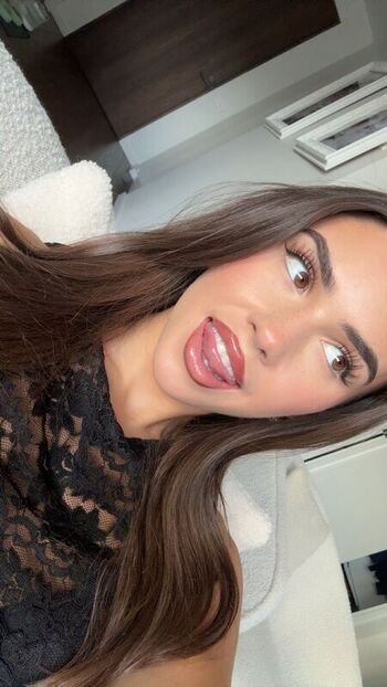 Leah Halton