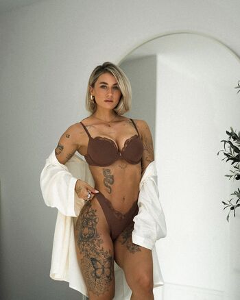 Lena Ajoy