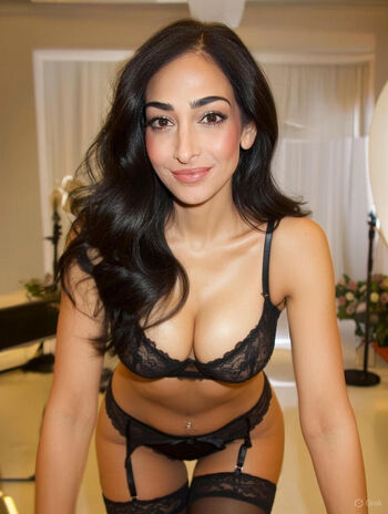 Lena Ayad