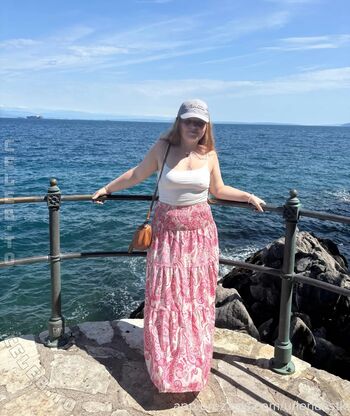 Full leaked Lenaastk private onlyfans photo