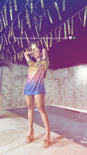 Full leaked Elizitalian/ private onlyfans photo