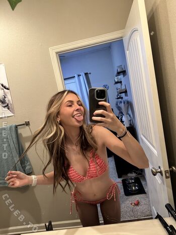 Lexi Smith