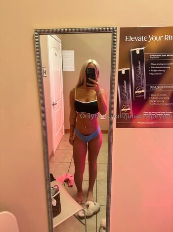 Lexii_Violett