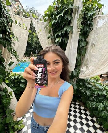 Leya Kırşan
