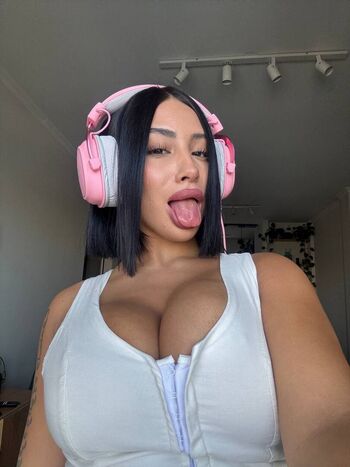 Leyla Amari