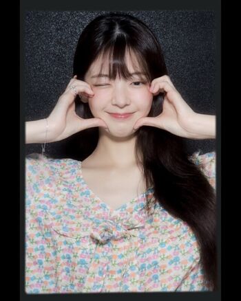 lia_loves___