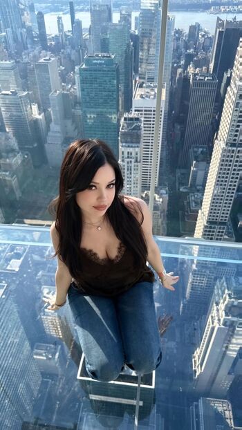 Full leaked Lilchiipmunk page private onlyfans photo