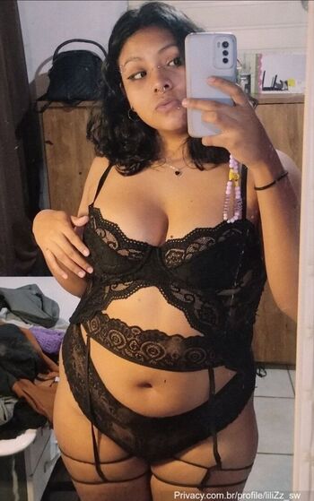 Full leaked Lilizz page private onlyfans photo