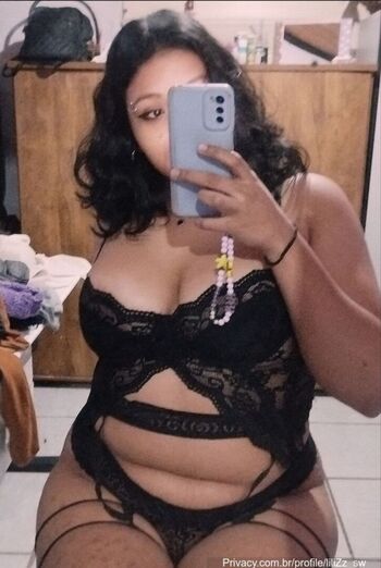 Full leaked Lilizz page private onlyfans photo