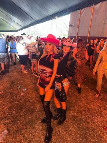 Full leaked Lilli c private onlyfans photo