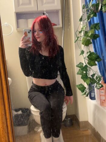 Full leaked Lilmissperf private onlyfans photo