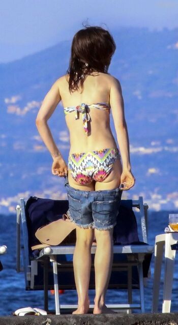 Lily Collins