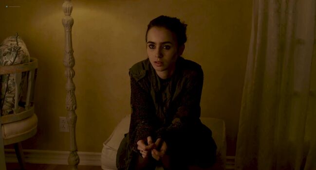 lilycollins