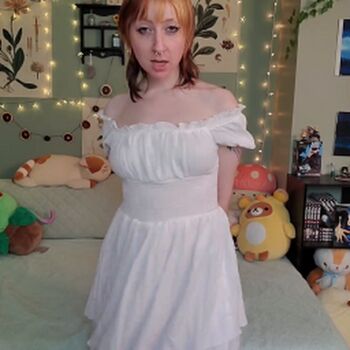LilyMayBae