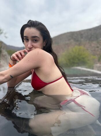 lilysilvax
